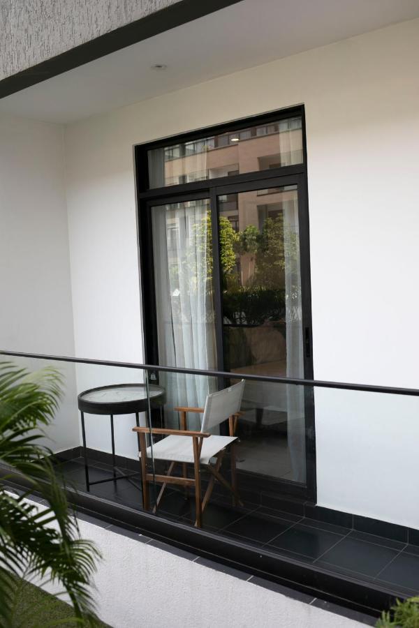 Accra Comfy Studio At Embassy Gardens Cantonments Exteriör bild